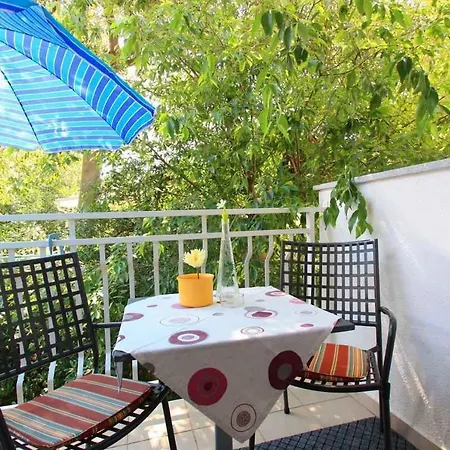 Apartmán In Crikvenica 14100 *
